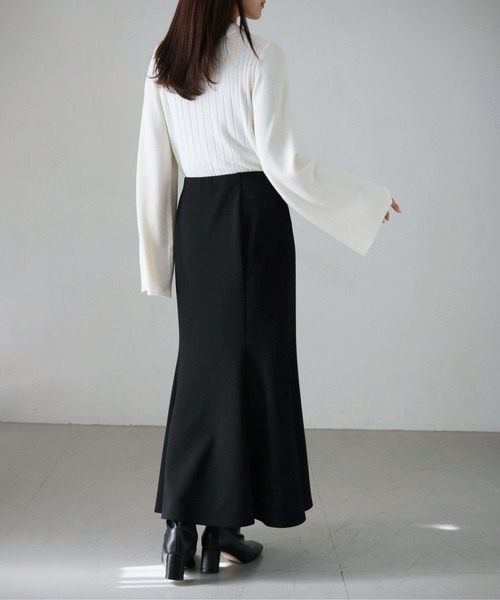 cheriella(シェリエラ)の「【cheriella】WEB限定ランダムリブベルスリーブニット WEB LIMITED RANDOM RIB BELL SLEEVE KNIT(ニット/セーター・レディース・アイボリー/ブラック/パープル/ブルー/ブラウン/ダークグレー・M)」の14枚目の写真