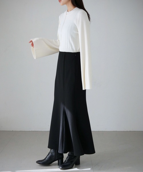 cheriella(シェリエラ)の「【cheriella】WEB限定ランダムリブベルスリーブニット WEB LIMITED RANDOM RIB BELL SLEEVE KNIT(ニット/セーター・レディース・アイボリー/ブラック/パープル/ブルー/ブラウン/ダークグレー・M)」の13枚目の写真