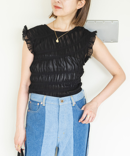 U by SPICK&SPAN（ユーバイスピックアンドスパン）の「シャーリングチュールトップス（シャツ/ブラウス・レディース・ホワイト/ブラック・FREE）」の21枚目の写真