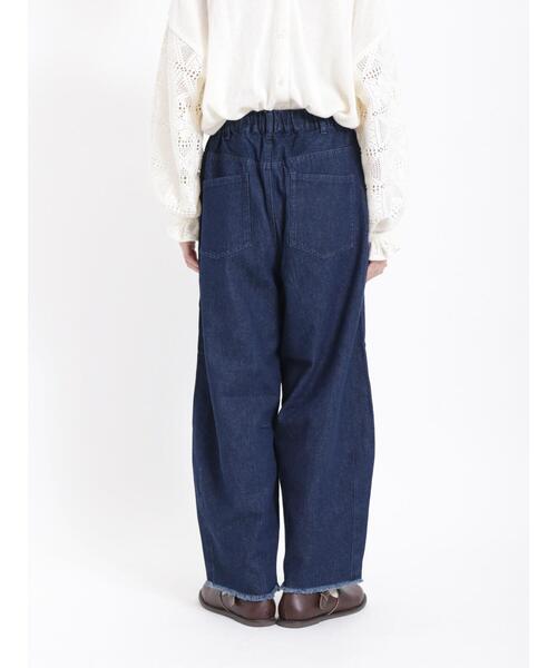 Samansa Mos2（サマンサ モスモス）の「デニム裾フリンジカーブパンツ