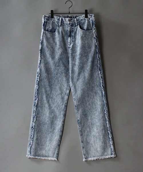 SITRY(シトリー)の「Wide Tapered side fringe Denim pants/ワイドテーパード サイドフリンジ デニム パンツ(デニムパンツ・メンズ・ブラック/ケミカルウォッシュ/インディゴブルー/ブラック系その他2/ブラック系その他・S/L/LL/M)」の6枚目の写真