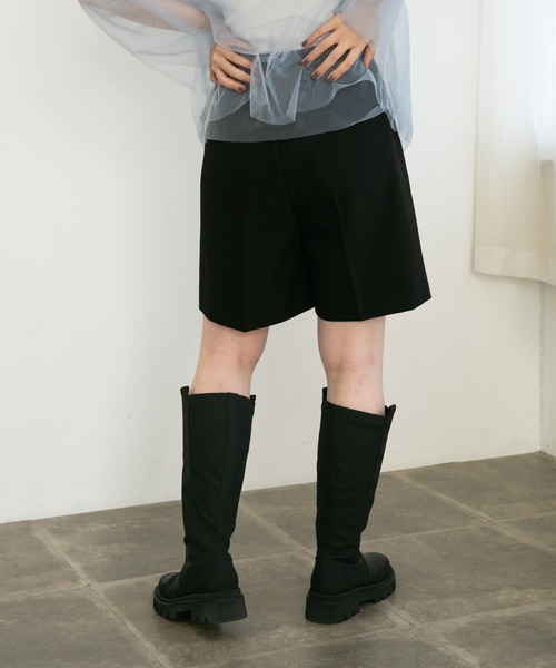 ツータックショートパンツ