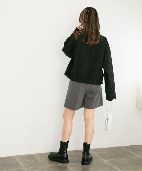 KBF（ケイビーエフ）の「デザインポケットタックショートパンツ