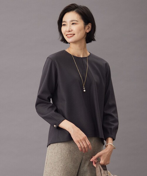 J.PRESS Ladies(J.プレス レディス)の「ウールスムース ペプラム カットソー(Tシャツ/カットソー・レディース・ネイビー系/パープル系/ブルー系/グレー系・SMALL)」の1枚目の写真