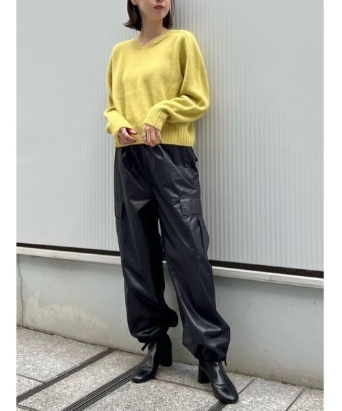 GALLEST(ギャレスト)の「ワックスカーゴパンツ(その他パンツ・レディース・ブラック/パープル/カーキ・40/38/36)」の1枚目の写真