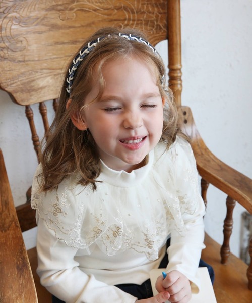 Rora（ローラ）の「イリリス トップス / レース 花 フワラー（Tシャツ/カットソー・キッズ・オフホワイト/ブラック・110/120/150/130/140/100）」の12枚目の写真