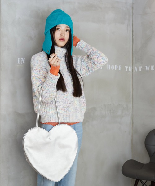 ALTROSE（アルトローズ）の「トート ハート（トートバッグ・レディース・アイボリー/シルバー/ブラック・FREE）」の8枚目の写真