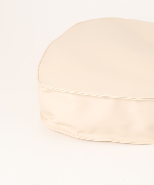 ALTROSE（アルトローズ）の「トート ハート（トートバッグ・レディース・アイボリー/シルバー/ブラック・FREE）」の15枚目の写真