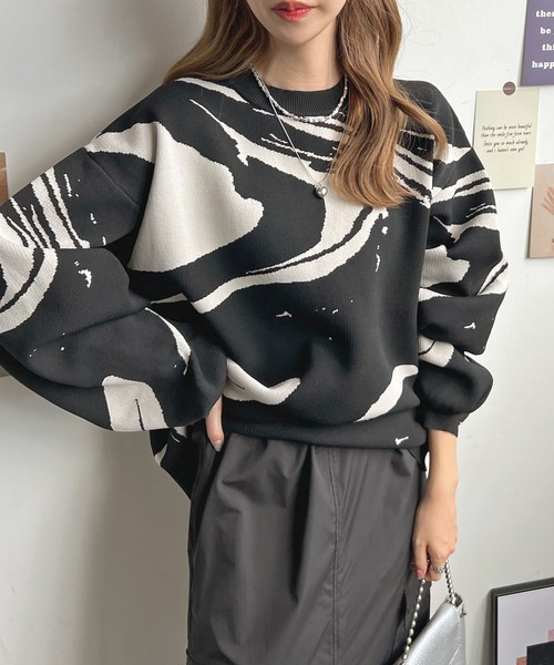 Futier land（フューティアランド）の「マーブル柄ニットプルオーバー（ニット/セーター・レディース・グレー/アイボリー/ブラック・FREE）」の2枚目の写真