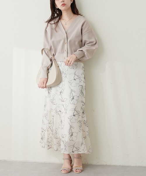 natural couture(ナチュラルクチュール)の「プチプラハトメバー釦カーディガン(カーディガン/ボレロ・レディース・モカ/グレイッシュベージュ/アイボリー/ブラック・FREE)」の11枚目の写真