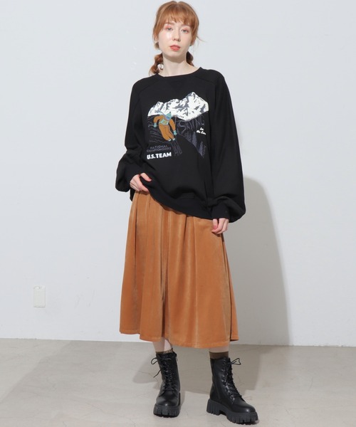 DOUBLE NAME（ダブルネーム）の「ALPEN SKINGプリントプルオーバー/ユニセックス可（スウェット・レディース・ブラック/ブルー/グレイッシュベージュ・FREE）」の5枚目の写真