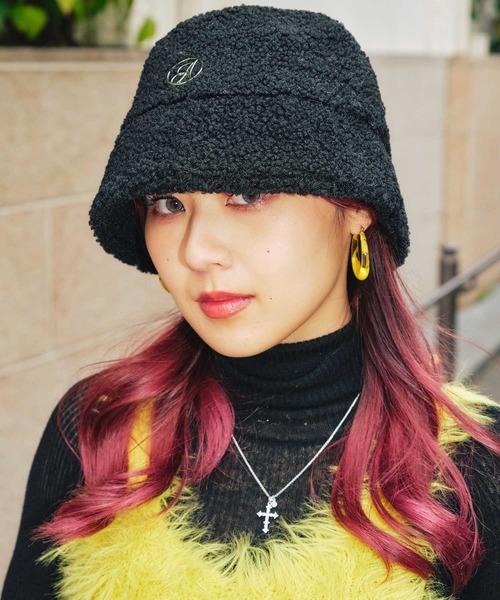 atmos pink（アトモスピンク）の「atmos pink ボア バケットハット（ハット・レディース・ライム/アイボリー/ブラック・FREE）」の3枚目の写真