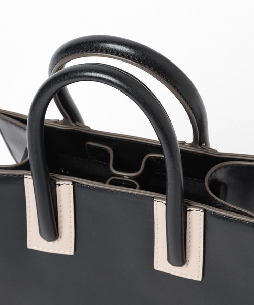 BAYFLOW（ベイフロー）の「ミニスクエアロゴテープショルダー（ショルダーバッグ・レディース・ブラック/グリーン系/ゴールド・FREE）」の10枚目の写真