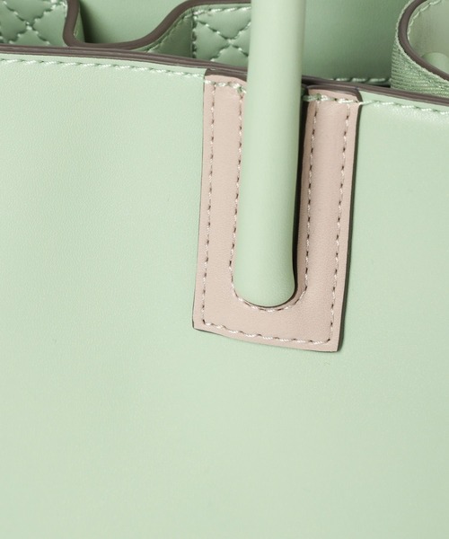 BAYFLOW（ベイフロー）の「ミニスクエアロゴテープショルダー（ショルダーバッグ・レディース・ブラック/グリーン系/ゴールド・FREE）」の20枚目の写真