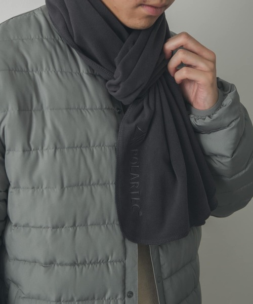 URBAN RESEARCH DOORS（アーバンリサーチドアーズ）の「POLARTEC フリースマフラー（マフラー・メンズ・チャコールグレー/ブラック/パープル/カーキ・-）」の3枚目の写真
