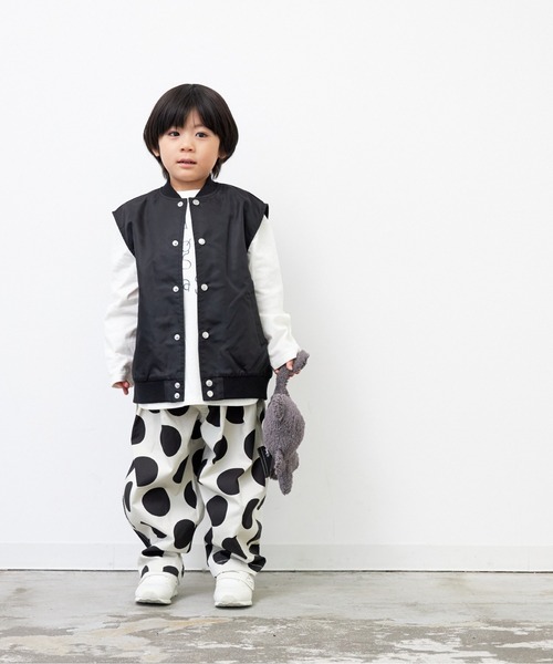 MAKE YOUR DAY（メイクユアデイ）の「前開きナイロンベスト■90～140cm（ベスト・キッズ・アイボリー/ブラック・90/100/110/140/120/130）」の5枚目の写真