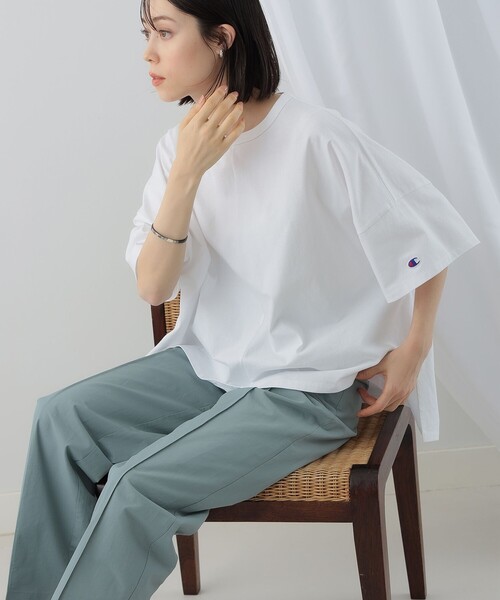 Ray BEAMS（レイビームス）の「Champion × Ray BEAMS / 別注 ショート スリーブ Tシャツ（Tシャツ/カットソー・レディース・ホワイト/ブラック/サックスブルー/クリーム・MEDIUM）」の15枚目の写真