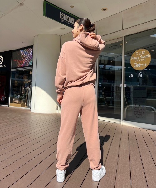 ROXY(ロキシー)の「JIVY PANTS/ロキシーサイドブランドロゴプリントリラックススウェットパンツ(スウェットパンツ・レディース・ホワイト/レッド/ブラック・LARGE/MEDIUM/SMALL/X-LARGE)」の18枚目の写真