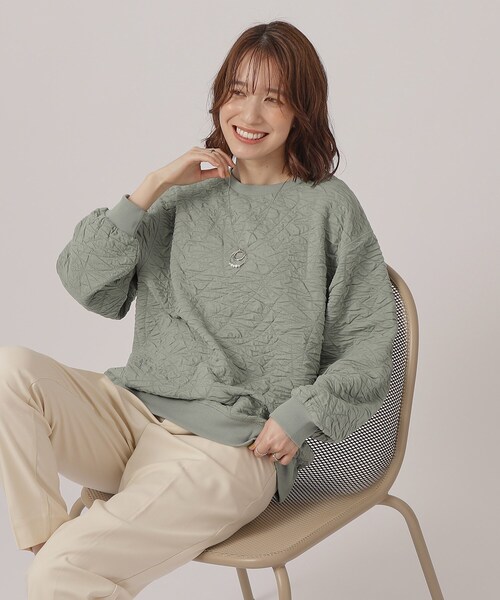 SHOO・LA・RUE（シューラルー）の「◆ぽこぽこルーズジャカードトップス（Tシャツ/カットソー・レディース・ライトブルー/オフホワイト/ネイビー/グリーン・00）」の6枚目の写真