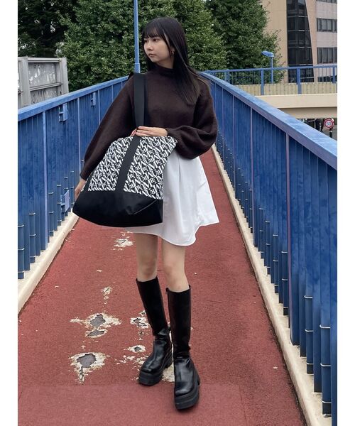 MURUA(ムルーア)の「スタンドネックニットドッキングワンピース(ワンピース・レディース・ブラウン・FREE)」の17枚目の写真