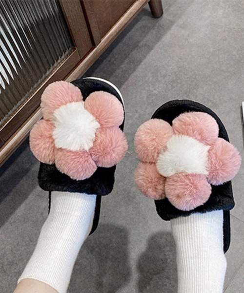 Miniministore(ミニミニストア)の「ファースリッパ 可愛い ルームシューズ(サンダル・レディース・ブラック/ブルーグレー/アイボリー/イエロー/ピンク・S/M/L)」の10枚目の写真