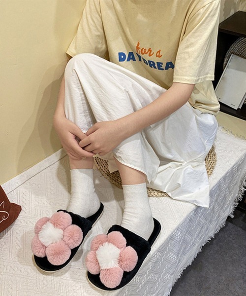 Miniministore(ミニミニストア)の「ファースリッパ 可愛い ルームシューズ(サンダル・レディース・ブラック/ブルーグレー/アイボリー/イエロー/ピンク・S/M/L)」の11枚目の写真