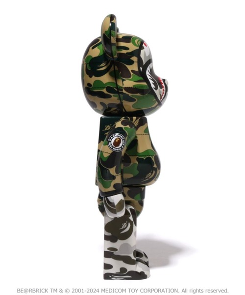 A BATHING APE（アベイシングエイプ）の「BAPE X CANADA GOOSE BE@RBRICK 100% & 400% M ...