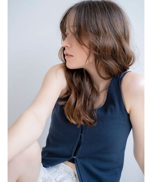 Ungrid（アングリッド）の「チュールコンビノースリデザイントップス（タンクトップ・レディース・アイボリー/ネイビー・FREE）」の20枚目の写真