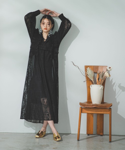 bohmal（ボマール）の「クロシェレースボリュームスリーブロングワンピース（ワンピース・レディース・ホワイト/ブラック・MEDIUM）」の10枚目の写真