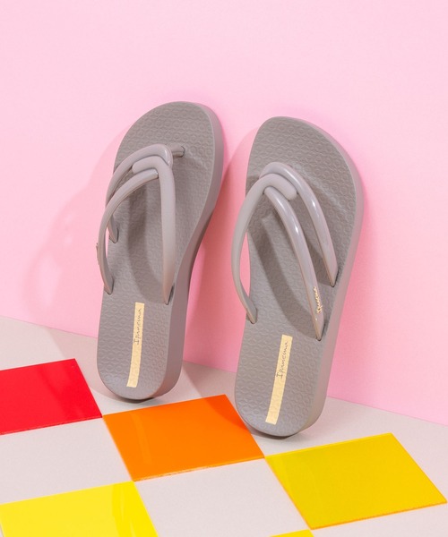 IPANEMA(イパネマ)の「Ipanema / "COMFY" サンダル(サンダル・レディース・グレー系/ブラック/グリーン系/レッド/ブラウン・34/35/36/38)」の1枚目の写真