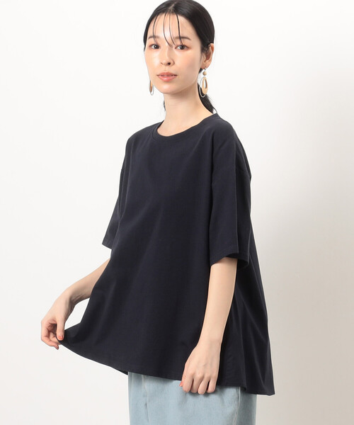 ONIGIRI(オニギリ)の「バックフレアTシャツ(Tシャツ/カットソー・レディース・チャコール/グリーン/ホワイト/イエロー/ネイビー・FREE)」の4枚目の写真