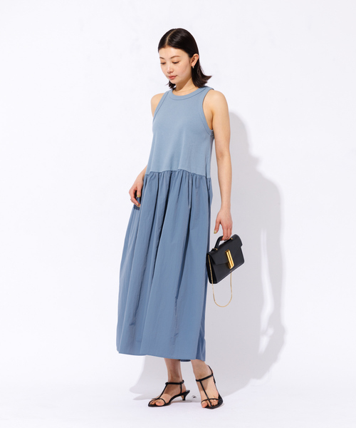 Rouge vif（ルージュヴィフ）の「【一部店舗限定】ウエストギャザー切替 アメスリ マキシワンピース（ワンピース・レディース・ブルー/ブラック・フリー）」の9枚目の写真