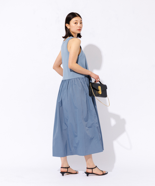 Rouge vif（ルージュヴィフ）の「【一部店舗限定】ウエストギャザー切替 アメスリ マキシワンピース（ワンピース・レディース・ブルー/ブラック・フリー）」の12枚目の写真