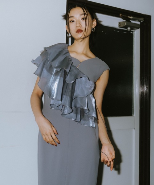 Cen. ruffle collar dress  ラッフルカラードレス glossy multi ruffle dress グロッシーマルチラッフルドレス