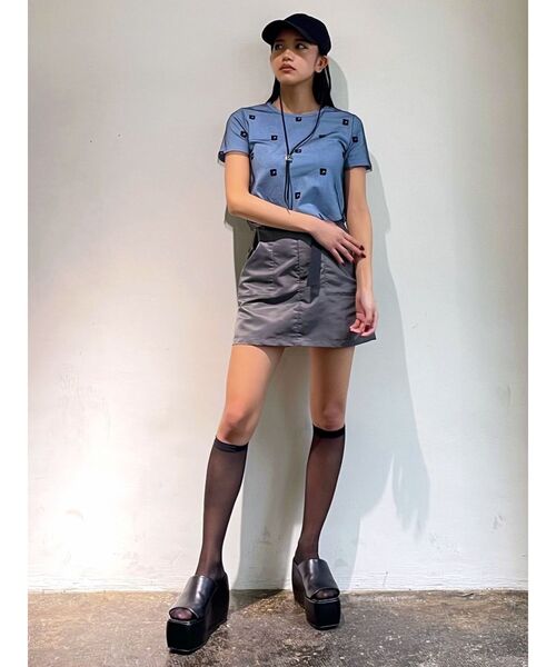 EMODA（エモダ）の「ベルトボックスミニスカート（スカート・レディース・グレー/ブラック/ベージュ・SMALL/MEDIUM）」の21枚目の写真