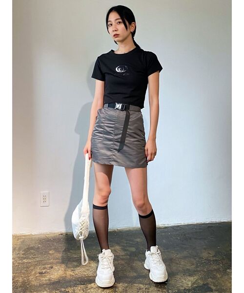 EMODA（エモダ）の「ベルトボックスミニスカート（スカート・レディース・グレー/ブラック/ベージュ・SMALL/MEDIUM）」の6枚目の写真