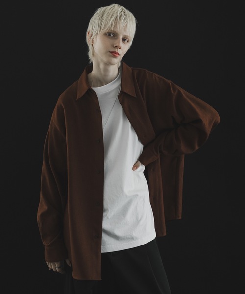 remer（リメール）の「loose un-classic regular shirt / ルーズアンクラシックレギュラーシャツ（シャツ/ブラウス・メンズ・テラコッタ/アイボリー/ブラック/グレイッシュベージュ/チャコールグレー・X-SMALL/SMALL/MEDIUM/LARGE）」の18枚目の写真