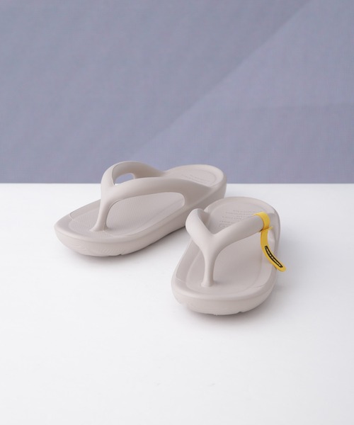 TAW&TOE(トーアンドトー)の「TAW&TOE/FLIPFLOP ZEROVIT BIO(サンダル・レディース・グレイッシュベージュ/ブラック/クリーム/ブルー系その他・XS/S/XXS)」の4枚目の写真