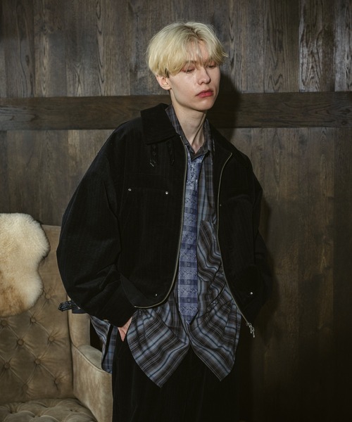 CASPER JOHN（キャスパージョン）の「Corduroy B-3 gimmick flight blouson/コーデュロイB-3ギミックフライトブルゾン（ブルゾン・メンズ・ブラック/グレイッシュベージュ/オリーブ・X-SMALL/SMALL/MEDIUM/LARGE）」の6枚目の写真