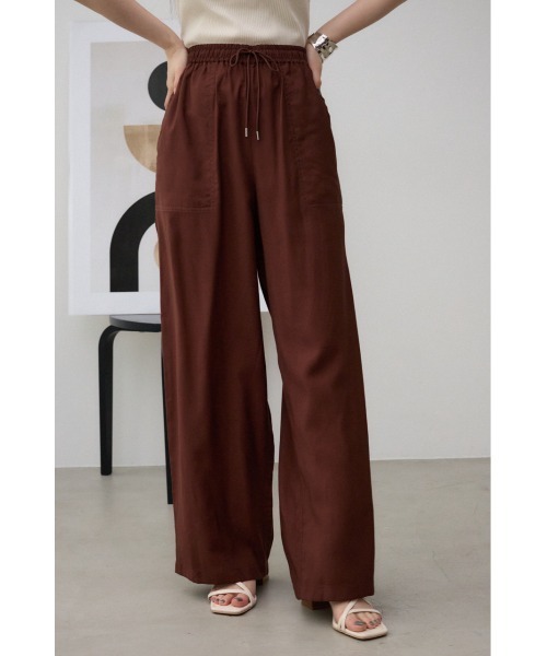 AZUL by moussy(アズールバイマウジー)の「ツイルイージーパンツ(その他パンツ・レディース・ブラウン/レッド/ブラック/アイボリー/マルチ・SMALL/MEDIUM)」の1枚目の写真