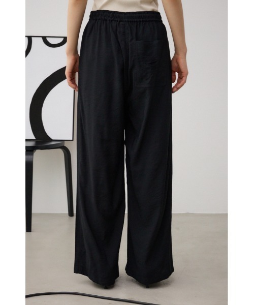 AZUL by moussy(アズールバイマウジー)の「ツイルイージーパンツ(その他パンツ・レディース・ブラウン/レッド/ブラック/アイボリー/マルチ・SMALL/MEDIUM)」の22枚目の写真