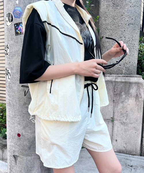 Moun ten. ナイロンジャケット　セットアップ　size0  卒業式 millibar_mun041101-02-17000