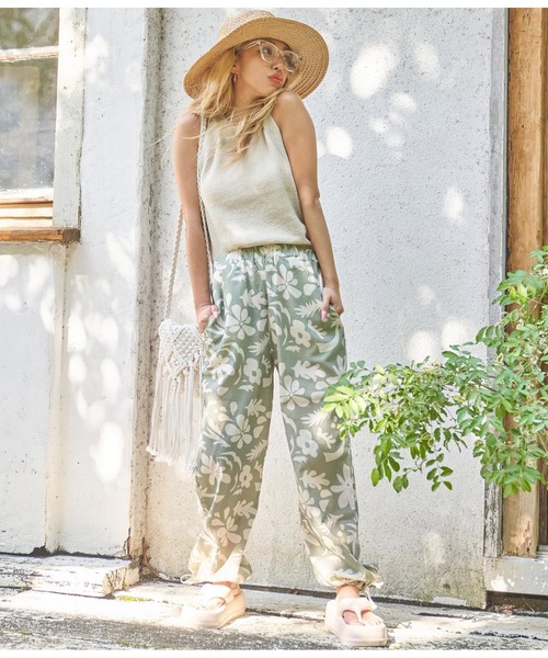 anap mimpi(アナップミンピ)の「アートフラワー柄 リネンタッチ 裾ドローストリング パンツ(その他パンツ・レディース・カーキ/ネイビー・FREE)」の15枚目の写真