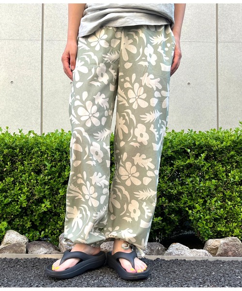 anap mimpi(アナップミンピ)の「アートフラワー柄 リネンタッチ 裾ドローストリング パンツ(その他パンツ・レディース・カーキ/ネイビー・FREE)」の22枚目の写真
