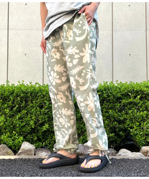 anap mimpi(アナップミンピ)の「アートフラワー柄 リネンタッチ 裾ドローストリング パンツ(その他パンツ・レディース・カーキ/ネイビー・FREE)」の21枚目の写真