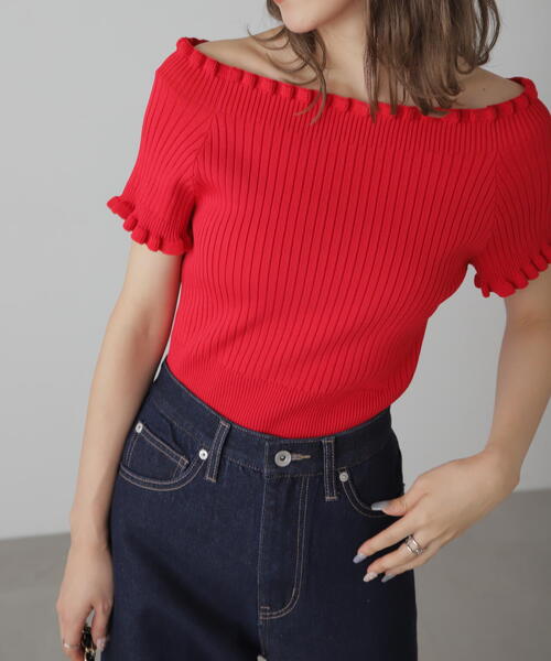 FREE'S MART（フリーズマート）の「◇2WAYオフショルフリルリブ半袖ニット（ニット/セーター・レディース・ブラック/ホワイト/レッド/グレー/パープル・FREE）」の5枚目の写真