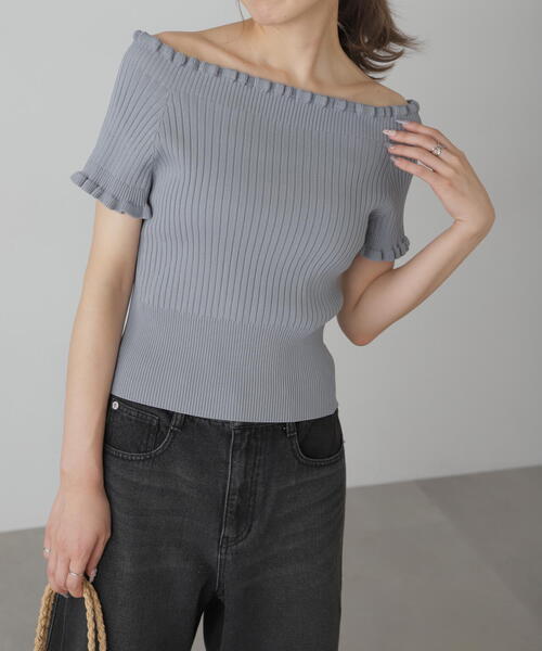 FREE'S MART（フリーズマート）の「◇2WAYオフショルフリルリブ半袖ニット（ニット/セーター・レディース・ブラック/ホワイト/レッド/グレー/パープル・FREE）」の16枚目の写真