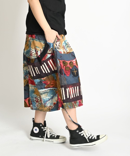 MARAI（マーライ）の「サイドリボン ワイドクロップドパンツ イージーパンツ（その他パンツ・レディース・レッド/グリーン/ベージュ/ネイビー/ブラック/ホワイト×ブラック/ブラック×レッド・FREE）」の4枚目の写真