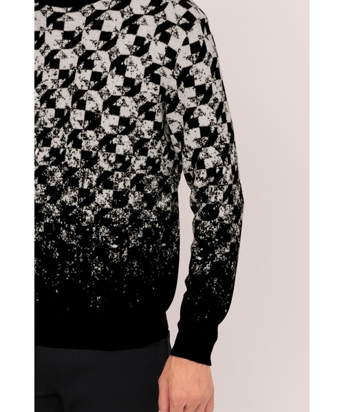 HIGH STREET（ハイストリート）の「HIGH STREET∴グラデーションキカ柄モールクルーネックニット（ニット/セーター・メンズ・ブラック/グレー・LL/L/M）」の16枚目の写真