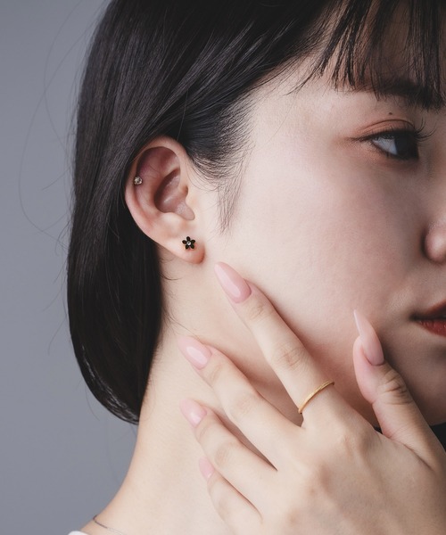 Os accessory(オズアクセサリー)の「Os -オズ- ジルコニア フラワー ピアスセット【金属アレルギー対応】(ピアス(両耳用)・レディース・シルバー/ゴールド・ONE SIZE)」の16枚目の写真